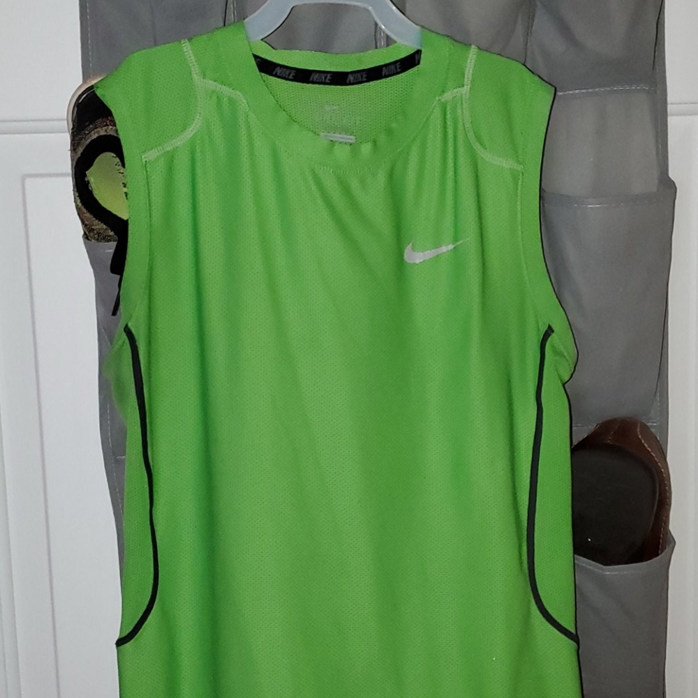 Nike boys tank top